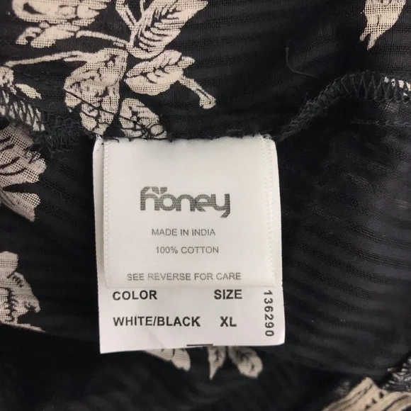 Honey Black White Floral Lace Trim Short Sleeve Blouse Size XL - Picture 6 of 7